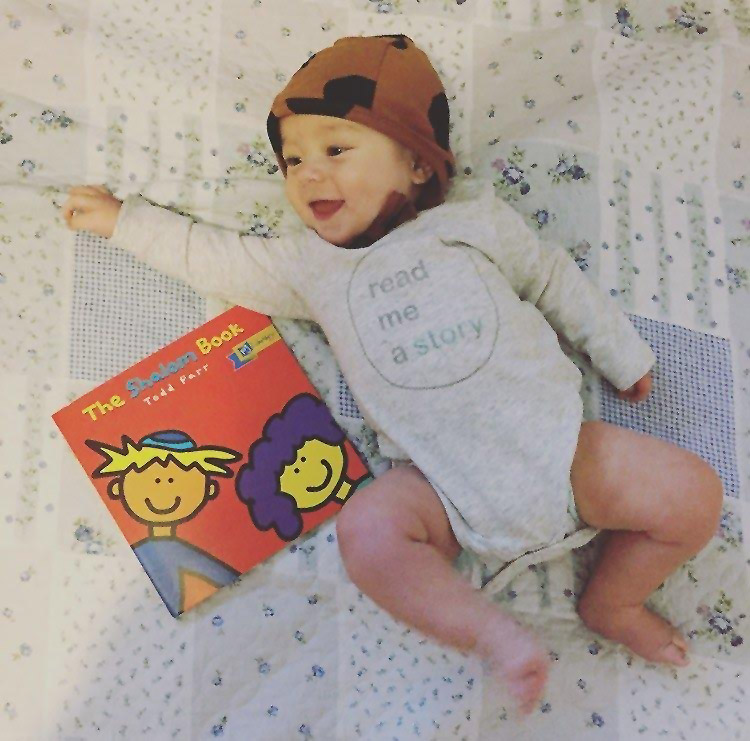 Baby with Shalom Book