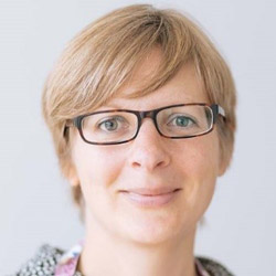 Head shot of Mandy Mazliah of Sneaky veg