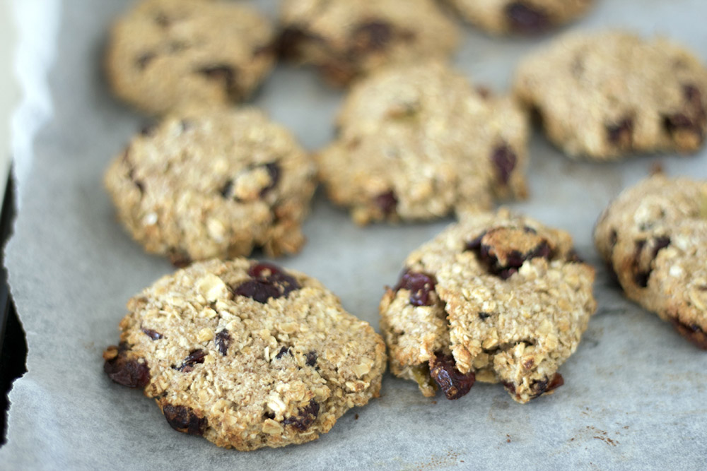 A photo of apple cinnamon cookies
